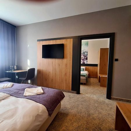 Hotel Port 2000 Torzym Eksteriør bilde