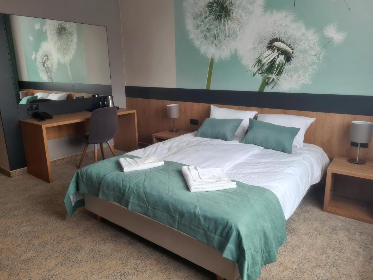 Hotel Port 2000 Torzym Eksteriør bilde