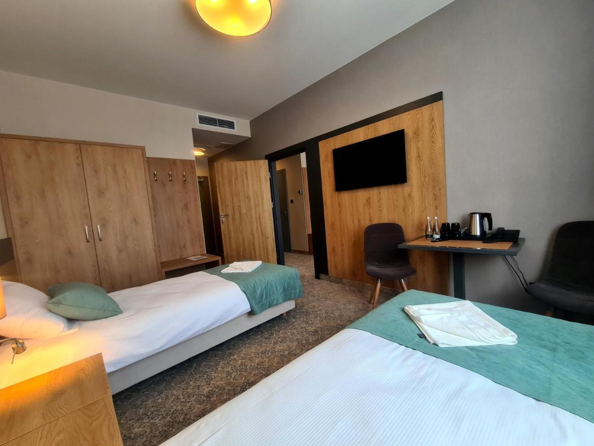 Hotel Port 2000 Torzym Eksteriør bilde